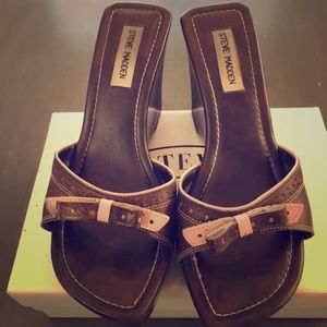 Open toed wedges